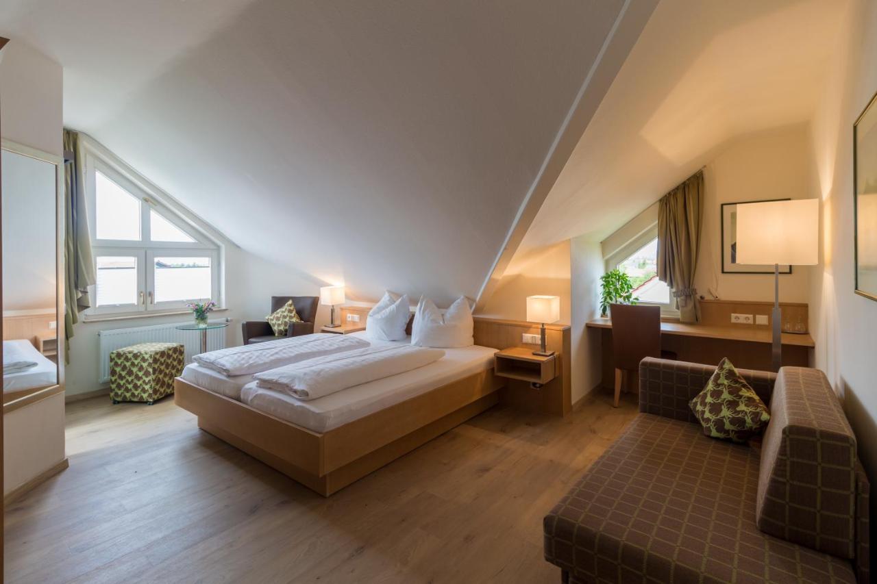 Gaestehaus Burgblick Bisingen Екстериор снимка
